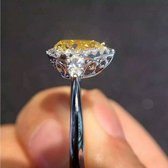 .925 Sterling Silver 2 ct Pear Cut Yellow Sapphire & White Sapphire Ring - Picture 3 of 11